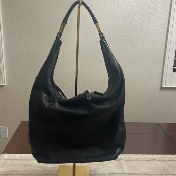 Gucci Leather Hobo Bag | 73884 - Picture 9 of 16